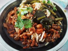 -灵山卢梅燕粉店