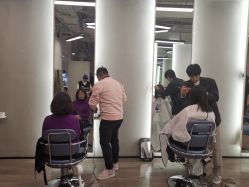 -ON STAR SALON