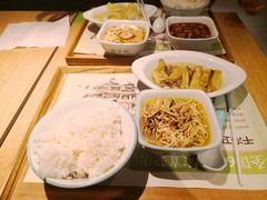 -老乡鸡(南京新街口洪武北路店)