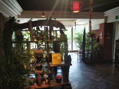 -大匠工房古船木艺术餐厅·猪肚鸡专门店(长白仙岛店)