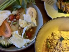 -拾光音乐餐酒吧(告庄星光夜市店)