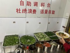 -文山荷鲜居(翠湖店)