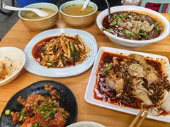 -朱大嘴肥肠血旺(福字街店)