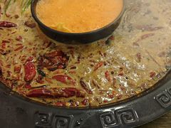 -黄潇洒老火锅(九眼桥宏济巷店)