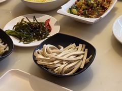 -小骨煲金华砂锅(转塘金街美地店)