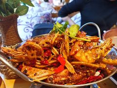 大虾鸡翅干锅-民食香·腊排骨野生菌美食(木府店)