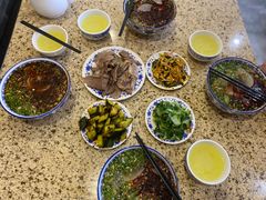 -吾穆勒蓬灰牛肉面·清真(北滨河中路店)