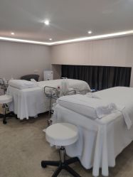 -JNK皮肤管理中心