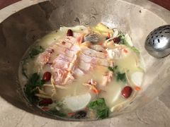 -姚记抚仙湖野生菌石锅鱼庄