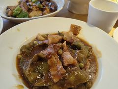 -关东小磨东北菜(上海长风大悦城店)