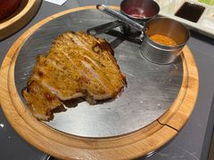 碳烤猪颈肉-小大董·烤鸭(观景餐厅·南京西路店)