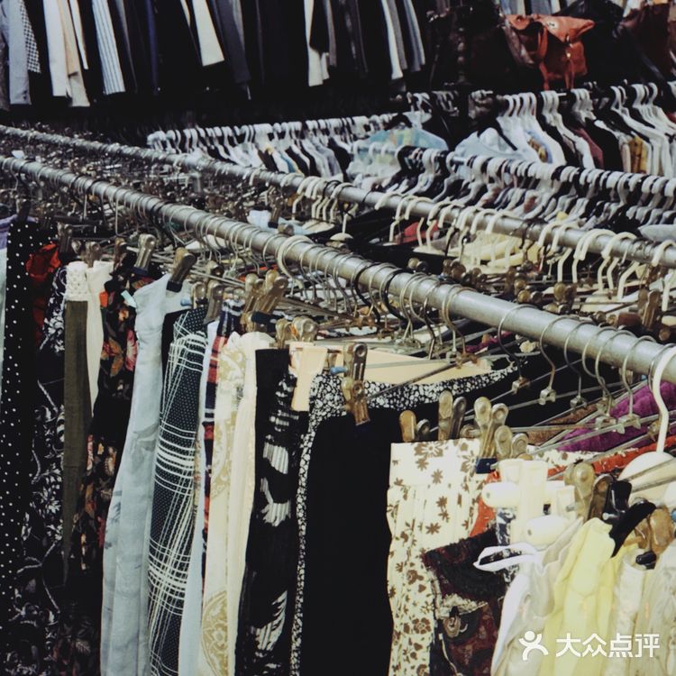 武汉探店｜武汉最大的vintage古着服装批发市场