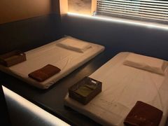 -泰·菩提树下[泰式按摩x精油SPAx肩颈头疗](新景店)