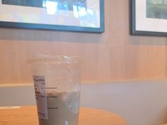 -星巴克(汾阳路店)