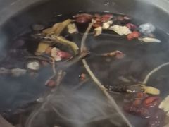 -威邵鸡煲(西华路总店)