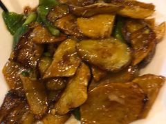 -鹤乡东北菜(崮山路店)