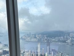 -OZONE 顶楼酒吧(香港丽思卡尔顿酒店)