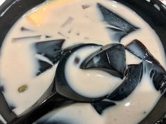 牛奶烧仙草-郭爸烧仙草(西航·潭人街店)
