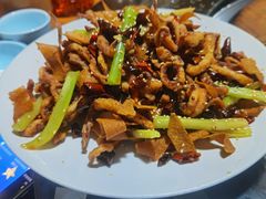 -人民公社铁锅炖·东北菜(卫国道店)