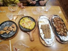 -老东镇啤酒屋海鲜加工·蒸汽海鲜·海鲜烧烤(台东店)