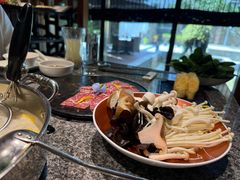 -辉哥火锅(虹桥路店)