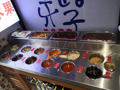自助调料区-马路牙子烧烤音乐酒馆(望京店)