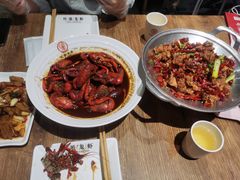 -叶派龙虾•招牌香辣蟹·海鲜(中海国际店)