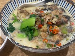 -鲜越鲜鱼粉(财富购物中心店)