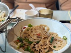 -小芙蓉湘菜馆(易生活购物公园店)