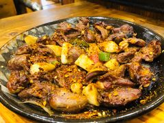 -老东镇啤酒屋海鲜加工·蒸汽海鲜·海鲜烧烤(台东店)