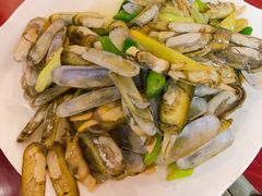 -鑫渔港海鲜本地菜·山海关浑锅(东戴河店)