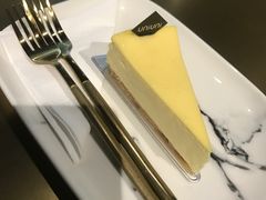 -UNI UNI(环亚凯瑟琳店)