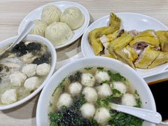 冬菜包子-老滕家过桥米线(金鱼胡同店)