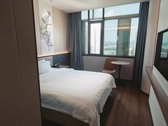 -雅宜酒店(广州黄埔大沙东地铁站店)