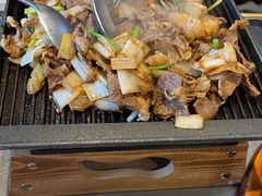 -潮界(LU·ONE凯德晶萃广场店)