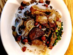 -牛八宝桂林米粉(八里庄店)