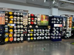 -迪卡侬(苗岭路店)