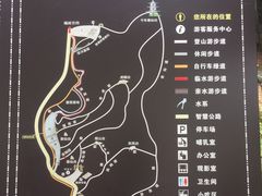 -梅岭月亮湾山体公园