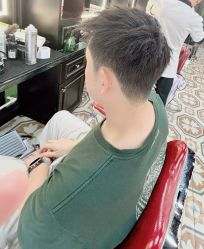 -豪帅男士理容馆