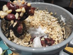 -八月美食小馆(银泰城总店)