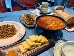 -香巴拉云南餐厅(华莱坞店)