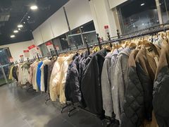 -燕莎奥特莱斯购物中心