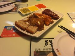 -新大咀港式茶餐厅(宝山万达店)