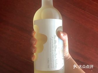 我不太懂酒，有喜欢的可以交流下… 哈哈哈