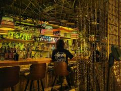-城墙外BAR