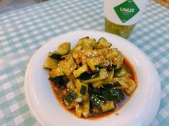 -捌贰虾蟹·江湖菜馆(江汉路店)