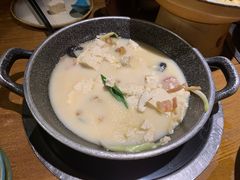 土家手掰柴火豆腐-吃饭皇帝大土家民族菜(正大广场店)