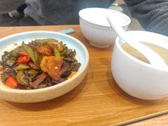 -老乡鸡(融科天地店)