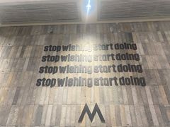-M Stand(杭州萧山万象汇店)