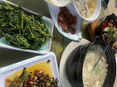 -土砂锅生态山庄·非遗砂锅雅鱼